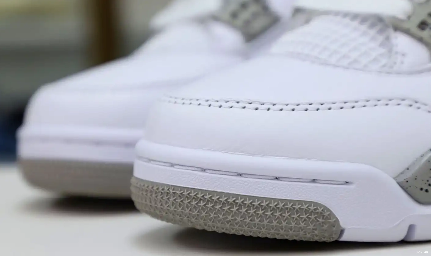 AIR 4 'WHITE OREO' JORDAN RETRO 0620